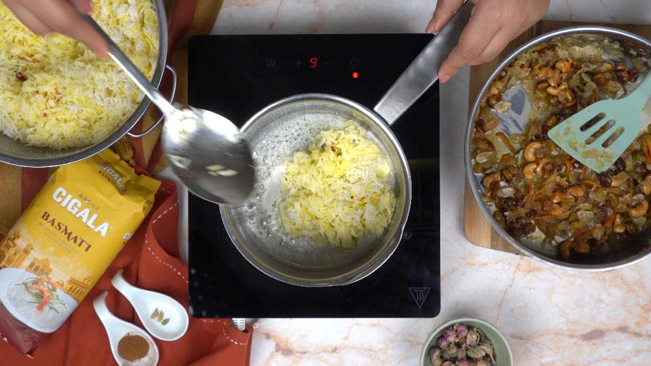 الأرز الإيراني : إضافة الزبدة