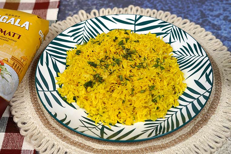 Foto de وصفة الأرز مع حليب جوز الهند والكاري: بساطة ولذة