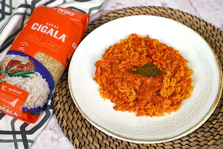 Foto de Recette de jollof rice : la saveur de l’afrique de l’ouest