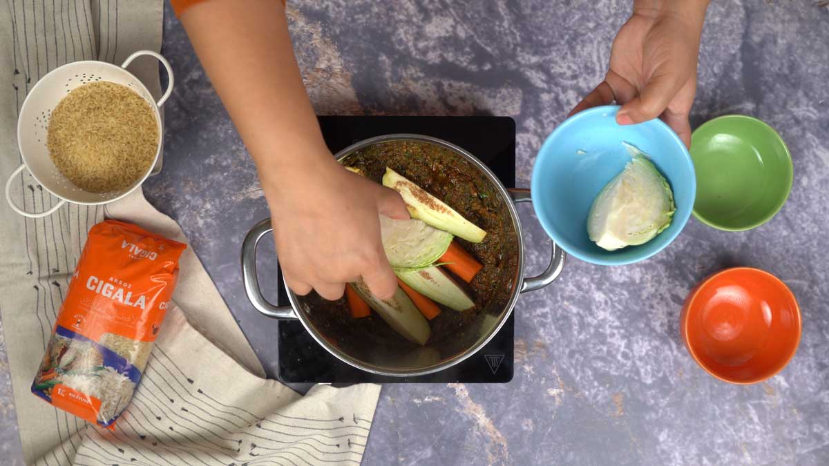 Thieboudienne: Cuisson des légumes