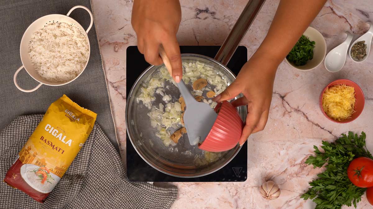 Tomates Farcies Riz Végétarienne: Ajout de champignons