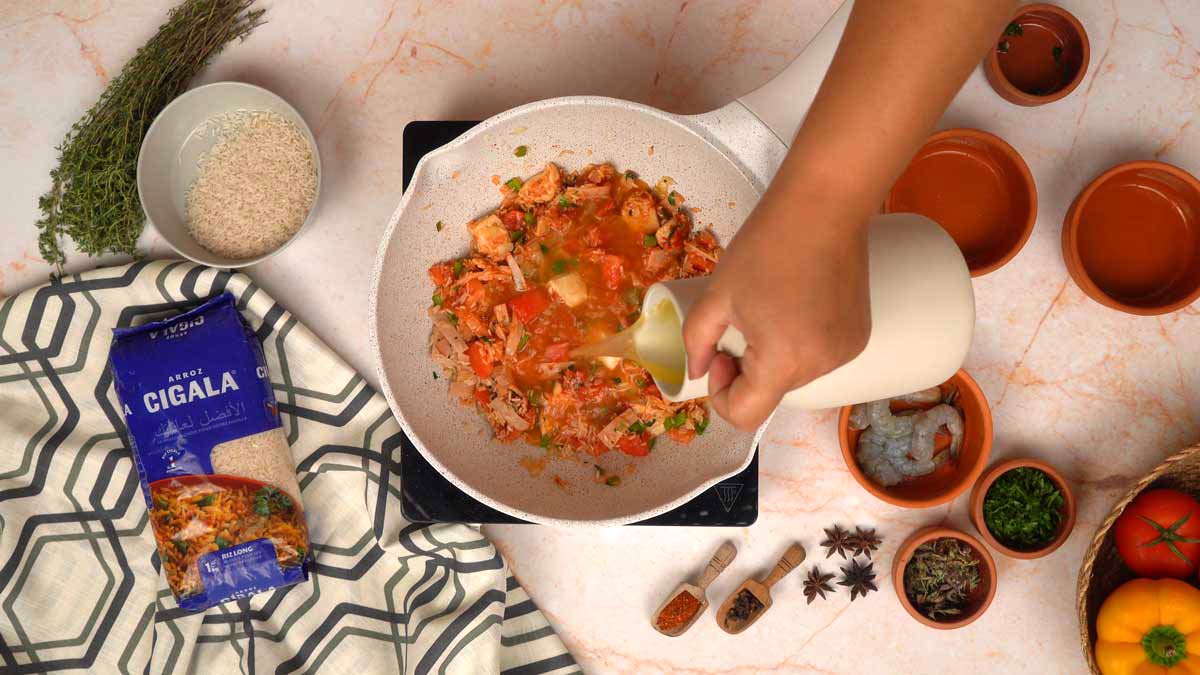 jambalaya: Ajout de bouillon