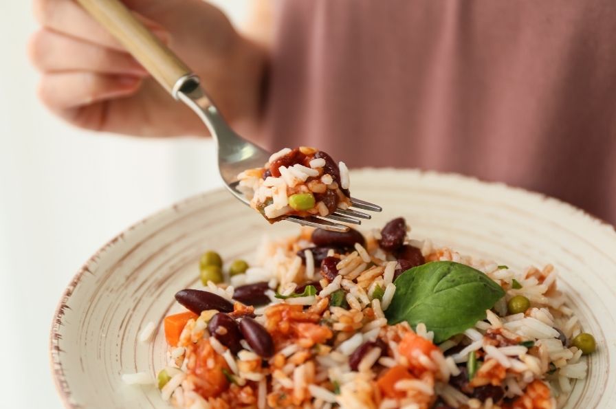 plat de riz aux légumineuses